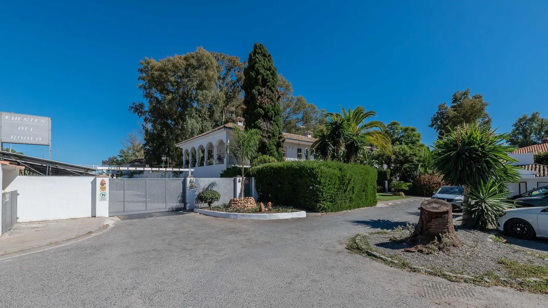 Letmalaga rodeo beach gardens Marbella