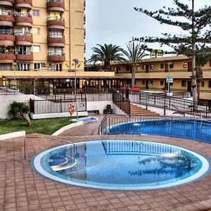 torres-del-sol-los-cristianos.in-canary-islands.com/